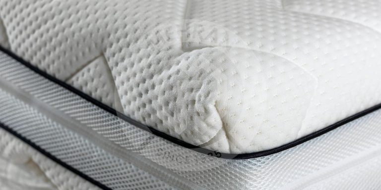 How Thick Should a Mattress be?